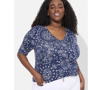 Torrid Favorite Tunic Super Soft blue V-Neck Tee Size 1x